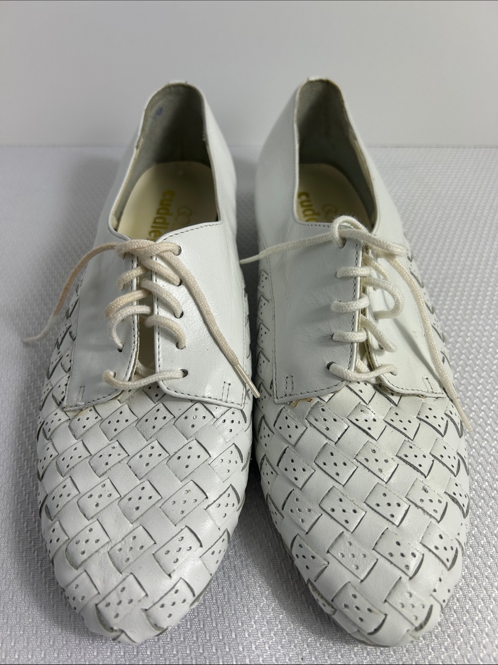 Cockle Cuddlers Women’s Size 8.5 White Woven Lace Tie Front Flat Vintage Shoes